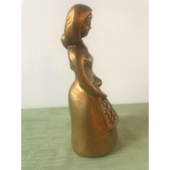 HOWARD PIERCE WOMAN HOLDING BASKET CALIFORNIA CERAMIC POTTERY FIGURINE 9" - Picture 4 of 5